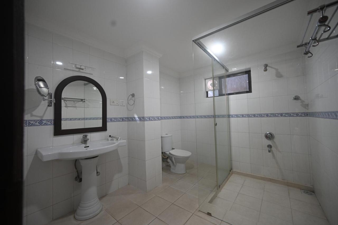 Hotel Bhagavath Gardens Chengannur Eksteriør billede