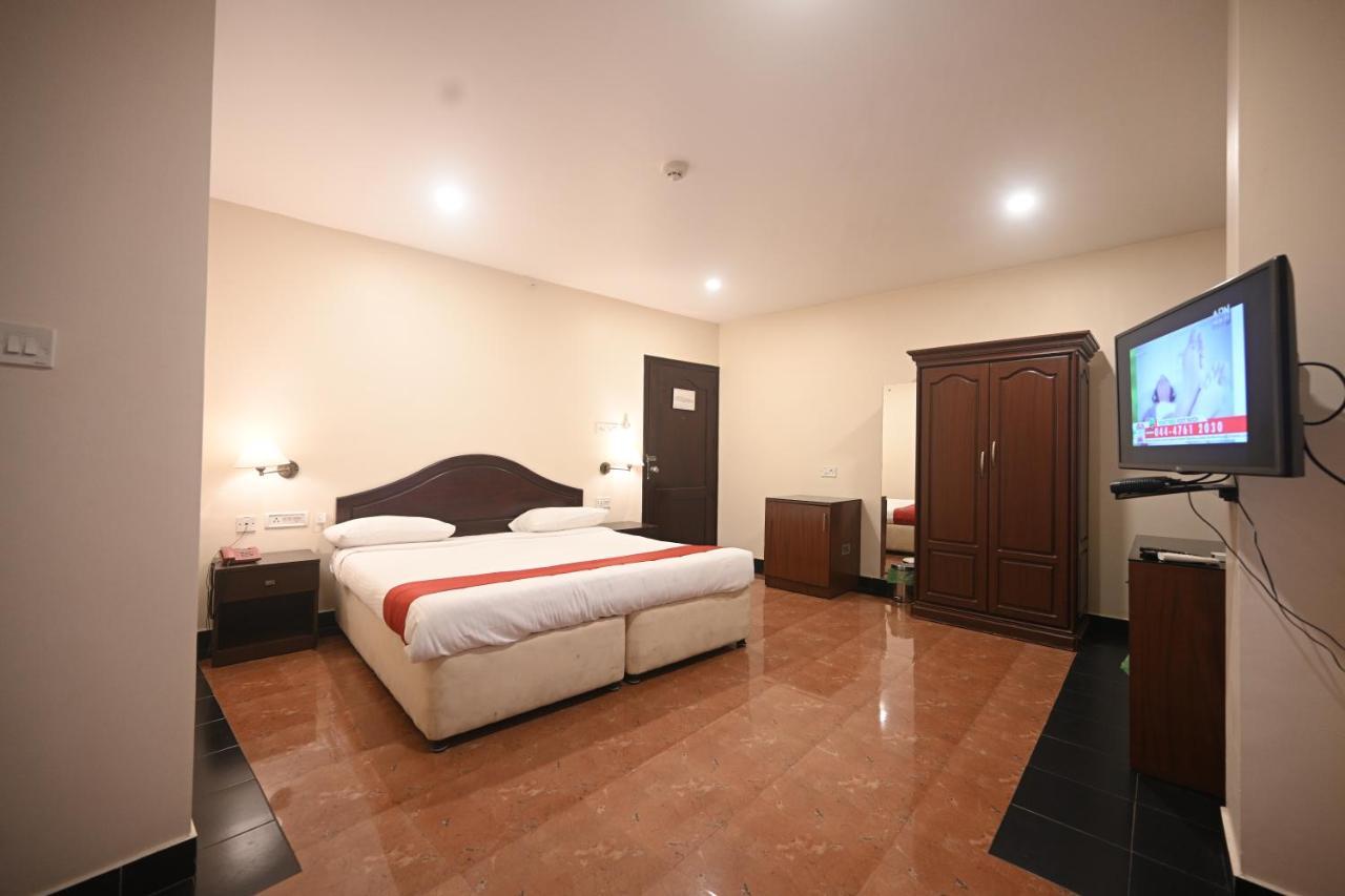 Hotel Bhagavath Gardens Chengannur Eksteriør billede